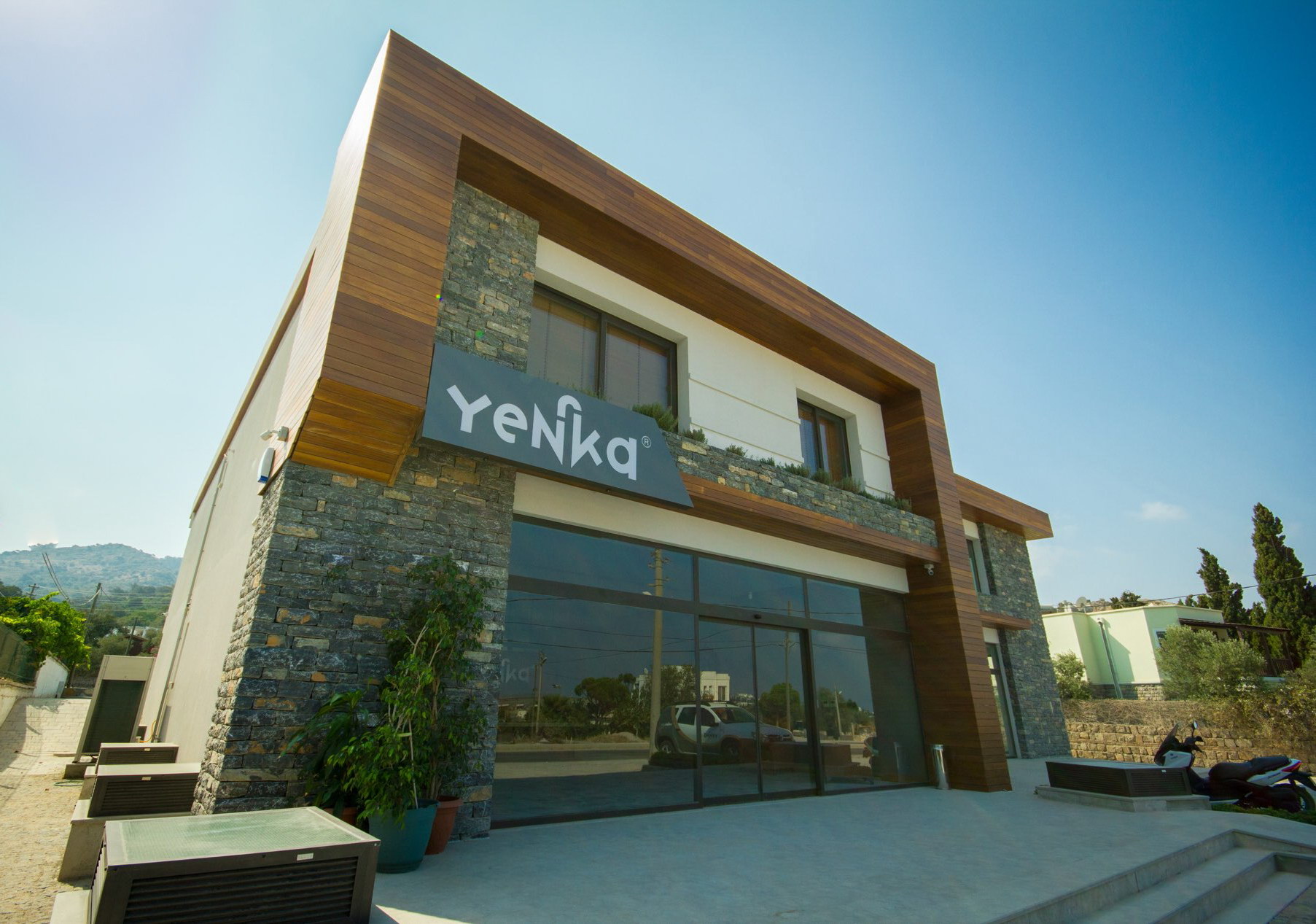 Yenka office building - 2016